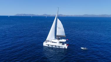 Bali 4.1 Catamaran with capacity of 8 people in Fethiye / Gocek 