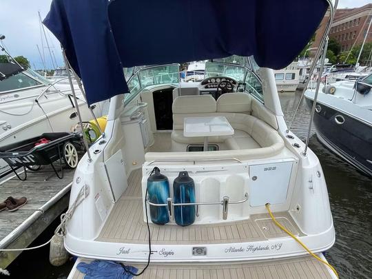 Adventure for 8 Monterey 322 Cruiser with Water Activities $300/hr 