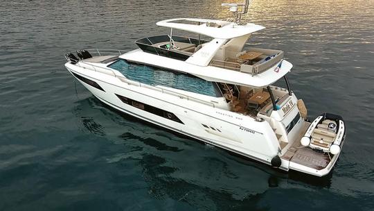 Mega yate Prestige 680 MALÉ IV Power en alquiler en la Costa Azul, Francia