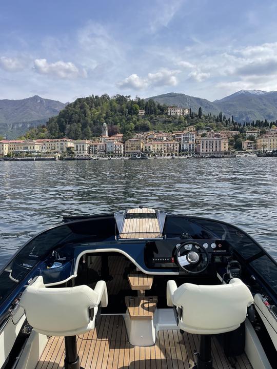 Boat Tour with Cranchi E26 Classic on Lake Como!