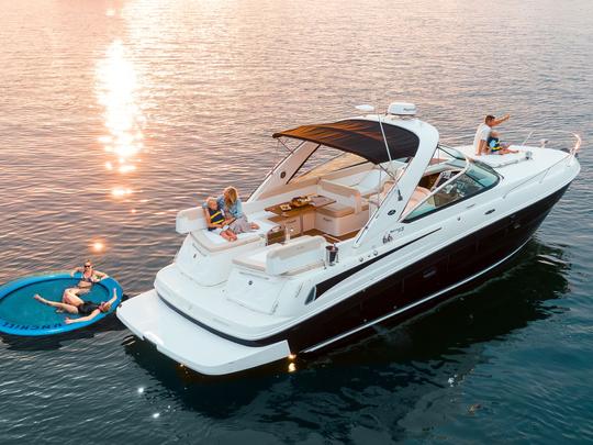 40ft Catalina Luxury Yacht Charter In Catalina, California