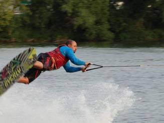 Cours de wakeboard et de wakesurf !