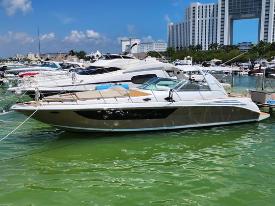 Navega en este lujoso yate Sea Ray de 40 pies en Cancún, Quintana Roo 