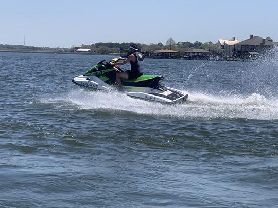 ROBA!!! ¡2 motos acuáticas por el precio de 1 en Trinity River