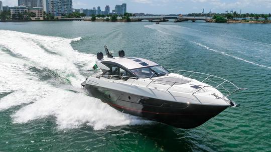 Sunseeker Predator 60'