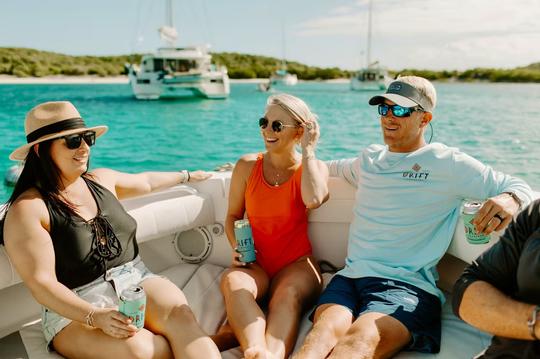 Passeio de meio dia pelas ilhas em 34 barcos reguladores em St. John, Ilhas Virgens dos EUA 