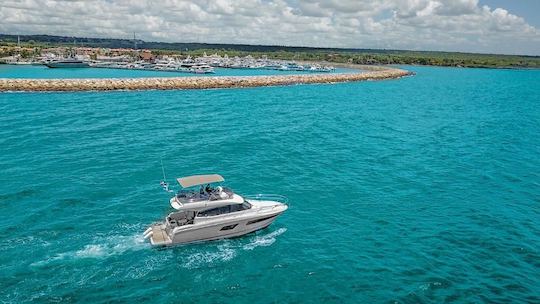 Yacht à moteur de prestige de 50 pieds Phare Tapia Country House La Romana