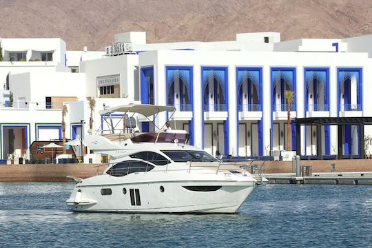 Azimut Yacht Iate de luxo em Aqaba