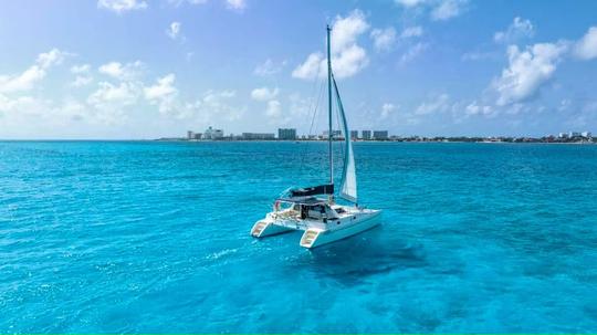 Gorgeous Private Catamaran for 25 People Open bar