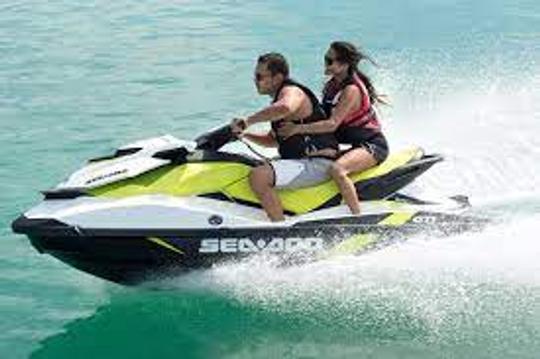 Nuevo Sea Doo con sistema Intel Brake & Reverse, Windermere, 6 cadenas de lagos para elegir