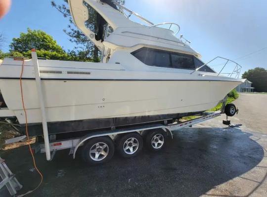 Pend Oreille River and Lake Pend Oreille power yacht to Sandpoint