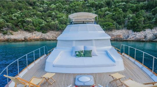 Luxury 24 Meters Motor Yacht in Bodrum 