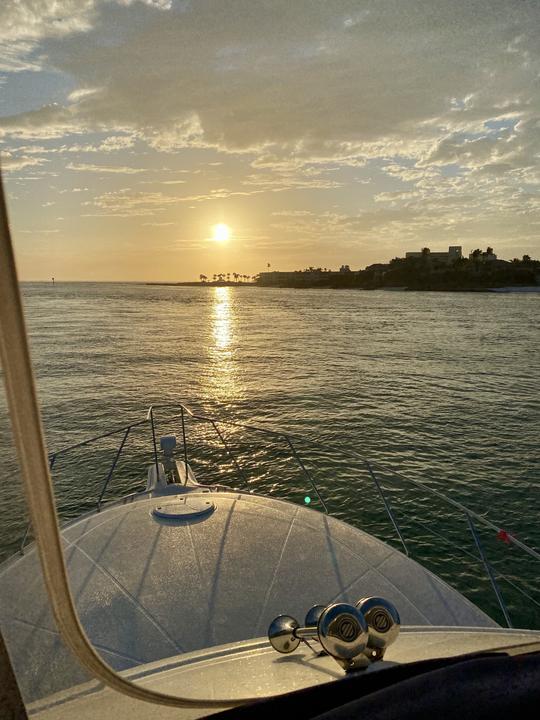 Sarasota Luxury Cruise on 38ft Silverton Yacht with a USCG Licensed Captain