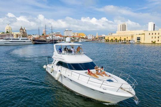 Cork Trick, Sea Ray 56' Luxe Yacht: Your seaside escape awaits!