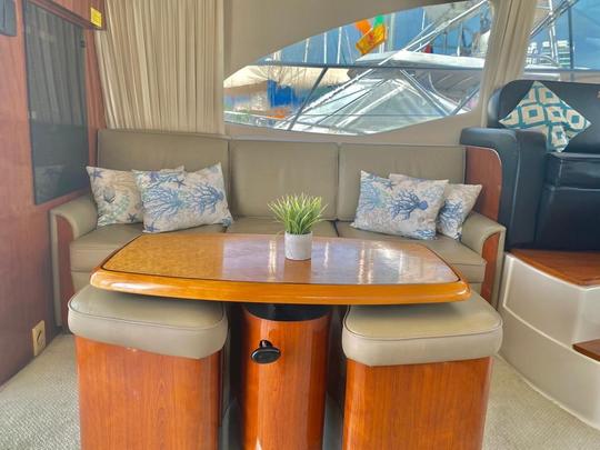 Luxury Yacht Sea Ray 42