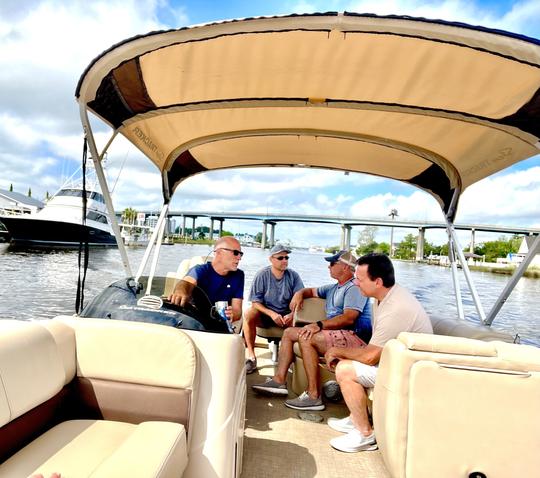  Sun Tracker 22 DLX Short Pontoon à Murrells Inlet, Caroline du Sud