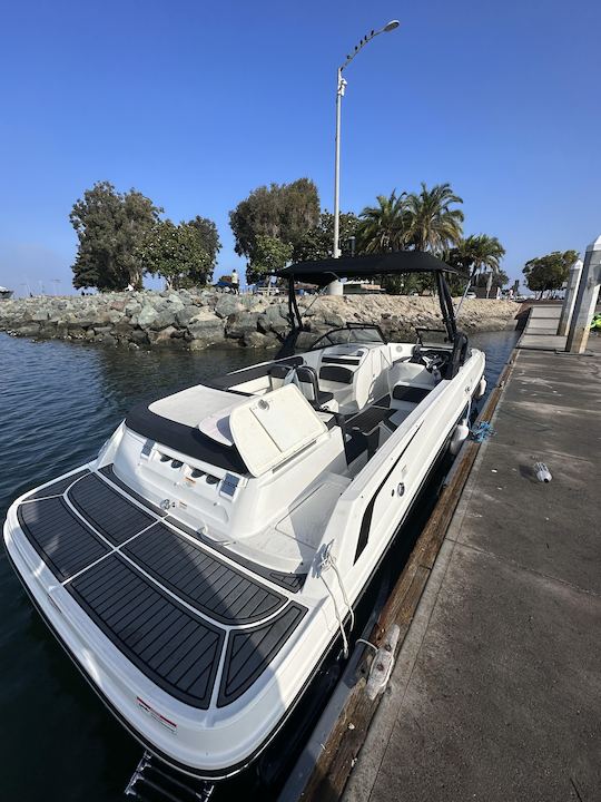 2021 Bayliner VR6 with swim deck! Wakeboards, tubes, and more!