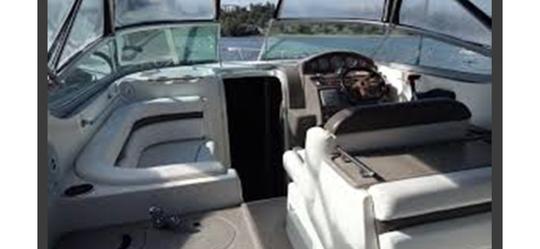 Rinker 280EC Boka Boat Charter