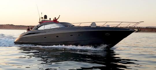 Sunseeker Predator 60 | Marina de Vilamoura | Alquiler de yates con patrón