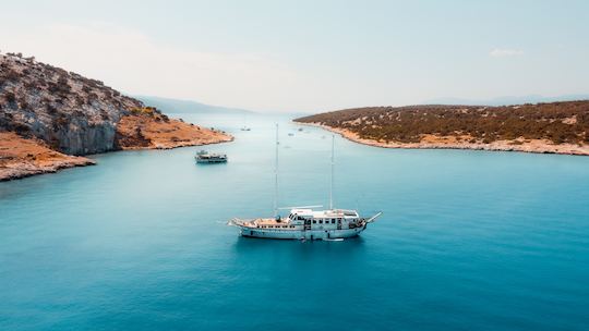 Fully Crewed, Cruising in the Saronic Gulf, Traditional Wooden Gulet.