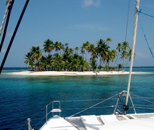 Comfy 45ft Catamaran in Raja Ampat, most magic place in South East Asia