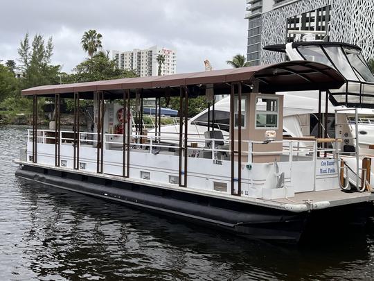 Meilleur bateau de fête de 45 pieds sur la rivière de Miami Jusqu'à 24 personnes !