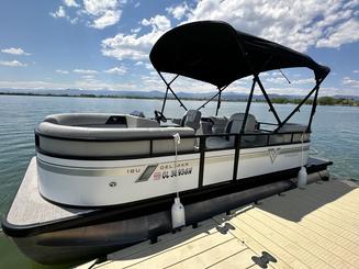 Pontoon Boat Viaggio Del Mar 18U Rental in Loveland, Colorado