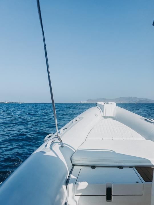 Zeus 150hp RIB para experiência de tour privado em Kos