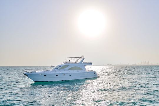 Iate Azimut de luxo de 75 pés — capacidade para 35 pessoas da Marina Dubai 