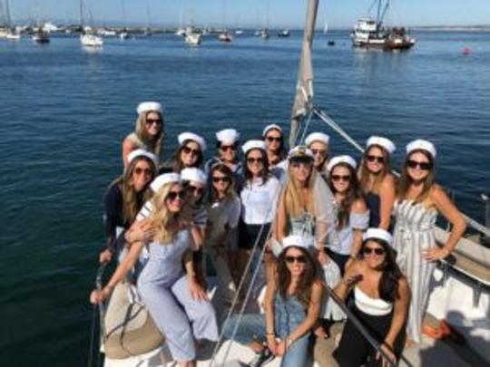 Cruzeiro de catamarã privado de luxo com capitão em Monterey