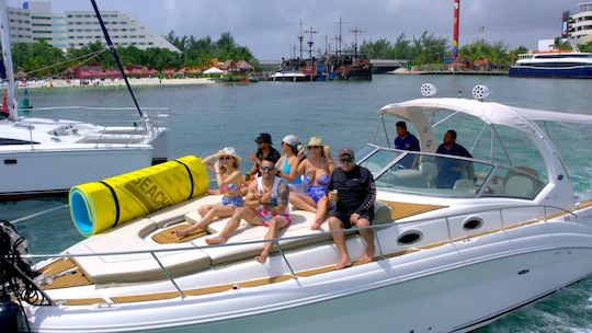 Iate a motor SUNDANCER DE 38 PÉS DIVERTIDO E ACESSÍVEL em Cancún, JETSKI GRATUITO DE 1 HORA