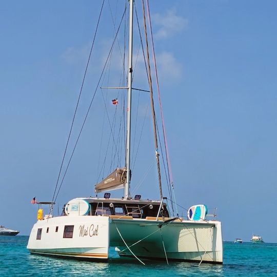 All-Inclusive Luxury Sailing Catamaran Charter from Paradise Island