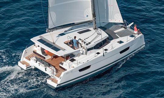 Catamarã de luxo Fountaine Pajot Isla 40