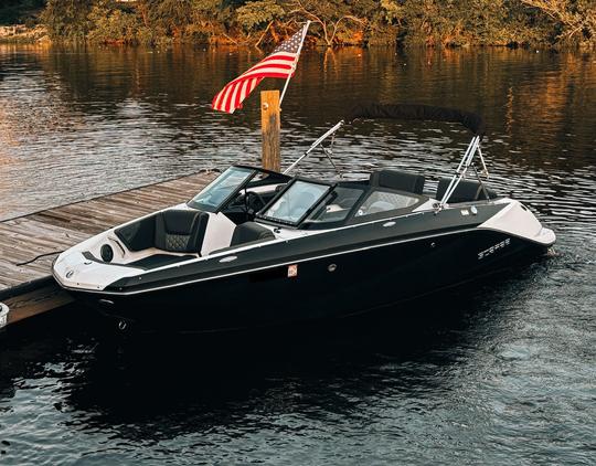 Rent a 2023 Scarab 195ID – The Ultimate Water Adventure Awaits! 🚤