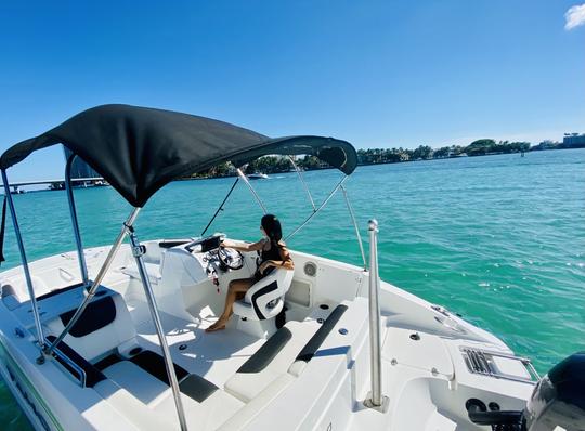 MELHOR TAHOE 1950 de 17 pés em fort lauderdale