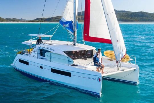 Lujoso catamarán Leopard de 40 pies con capitán incluido