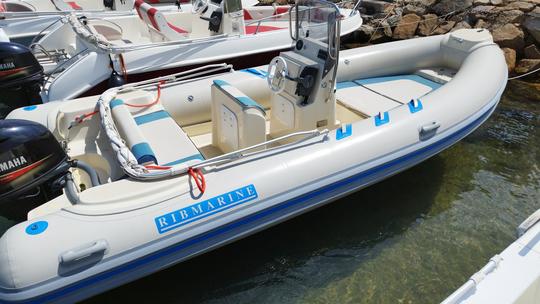 Ribmarine 570 Água doce branca