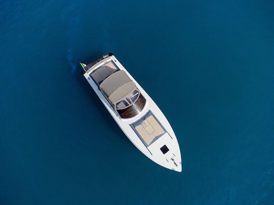 Positano - Bay 40 Sport Luxury