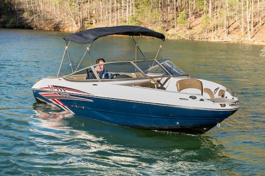 **Premium Boat Rental On Lake Lanier! Incredible Stingray 208LR 21 FT, 200 HP!!!