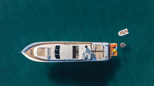 Leopard 27 Yacht rental in Saint-Tropez, France 