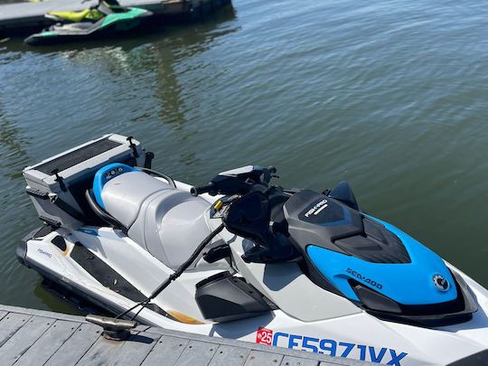 Brand New Jet!ski $100 Per Hour! Speakers and Cooler