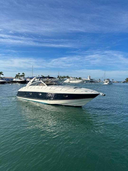 Princess 43 - Lady V- Yate a motor en Casa de Campo, La Romana