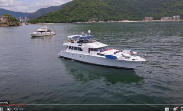 92ft Super Yacht in Puerto Vallarta