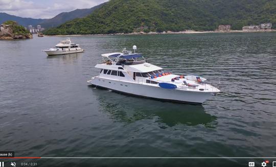 92ft Super Yacht in Puerto Vallarta