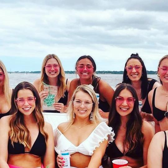 The most luxurious bachelorette Beach Bash in Charleston ** 