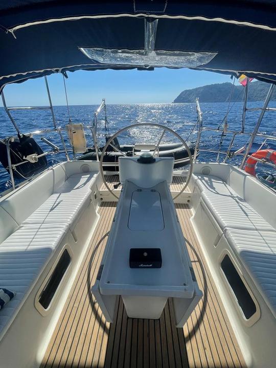 Location de voilier 50' Beneteau Gybsea à Ibiza