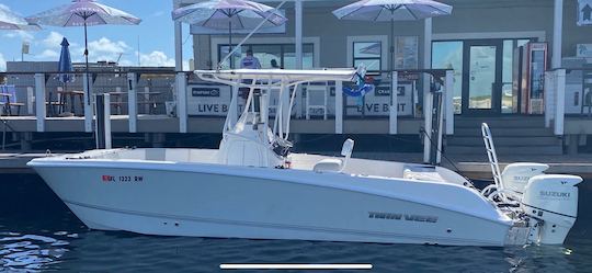 Twin Vee 240 Ótimo para mergulho, pesca ou cruzeiro