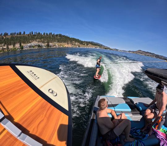 Tige Z3 Wakesurf Boat in Kelowna, British Columbia