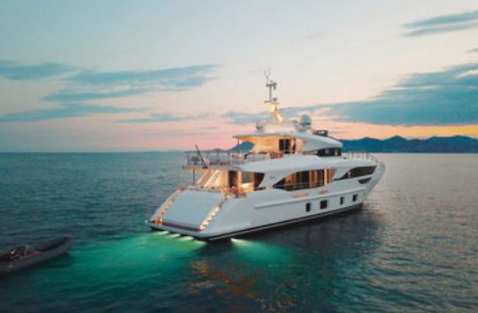 Benetti Delfino 95 Power Mega Yacht na Turquia