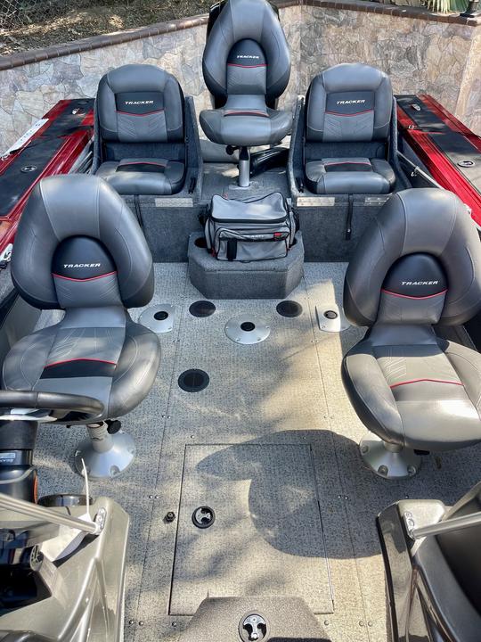 Ready to fish or enjoy the day with new 18ft Tracker Deep V Targa Boat